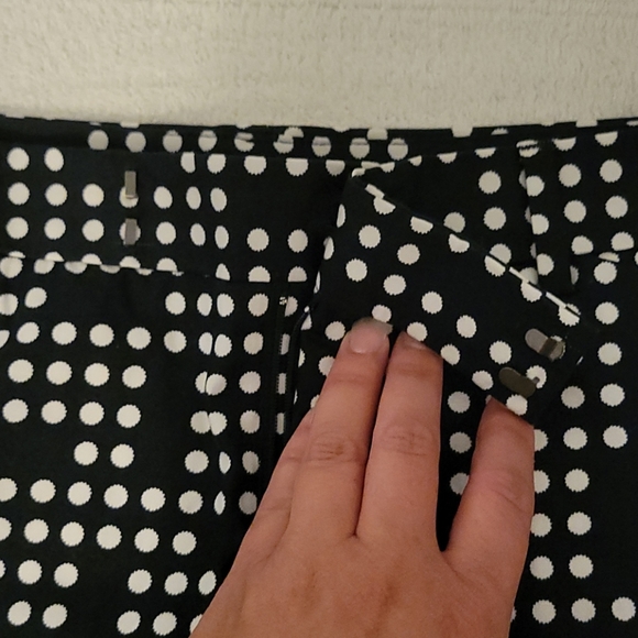 Gap Women's Shorts - Picture 5 of 8